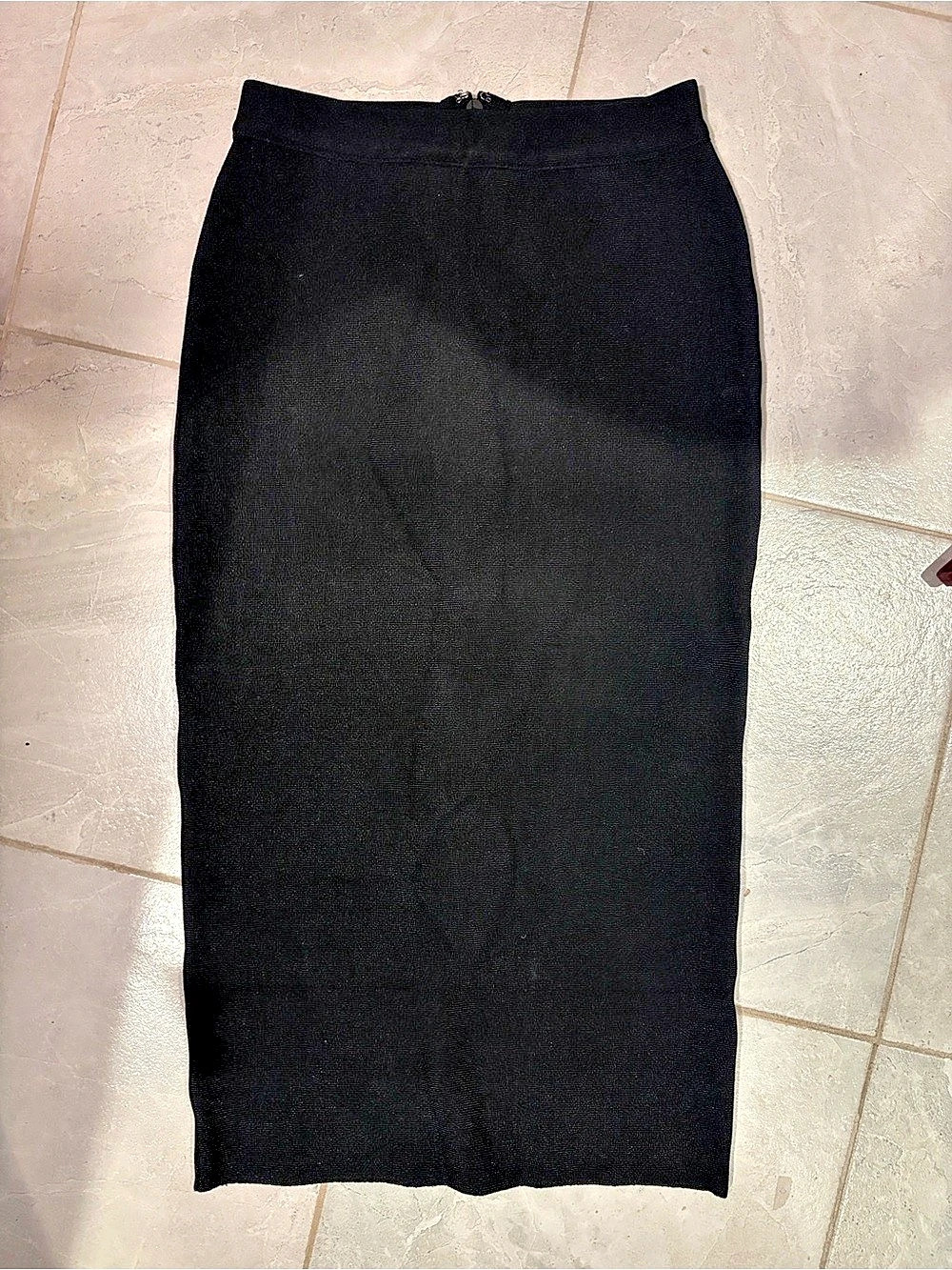 Babaton Bodycon Tube Skirt (also widely known across Aritzia lines as the Sculpt
